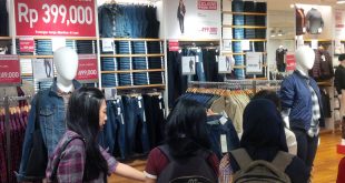 Dunia Fashion Makin Berkembang, UNIQLO Masuk Pasar Surabaya 24