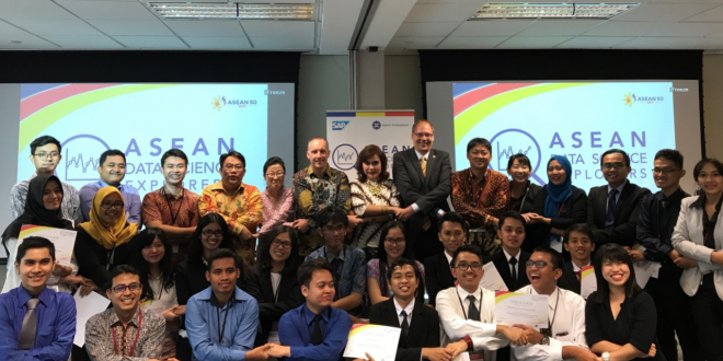 Mahasiswa Indonesia Menangkan Final Kompetisi ASEAN Data Science Explorer 1