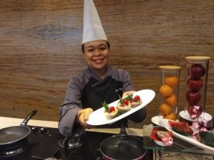 Sajikan Pancake Ubi Ungu dan Talam 1