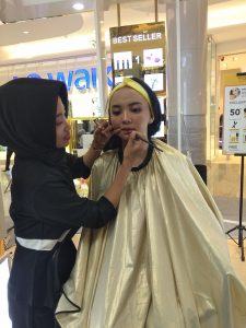 2019, Y.O.U Tawarkan makeup Sehat dan Glowing 1