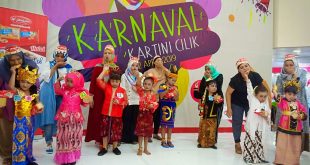 Lomba Menyuapi Biskuit Ibu dan Anak di Hari Kartini 24