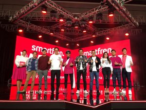 Hari Pelanggan, Smartfren Hadirkan Kejutan WOW 1