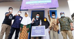 XL Axiata Dirikan Depo Air Isi Ulang dan Bedah Rumah di Jawa Timur 20