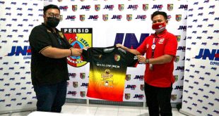 Dukung Perkembangan Sepakbola Indonesia, JNE Jadi Official Sponsor Klub Persid Jember 9