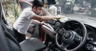 Kaca Mobil Berjamur, 4 Tips Ini Bisa Dicoba Sendiri 3