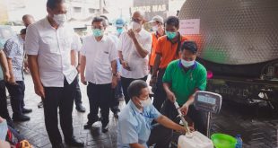 Mendag Minta Enam Pasar di Surabaya Diguyur Migor Rp10.500/liter 9