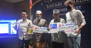 Dukung Desa Digital XL Axiata Donasi Laptop ke Ponpes di Jatim dan Sulsel 19