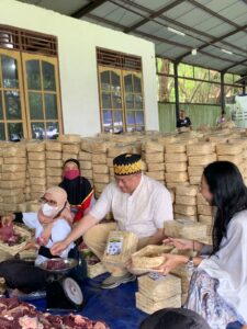 Idul Adha 2022, JNE Bagikan 4000 Daging Kurban 1