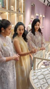 Tulola Jewelry Hadir Di Surabaya 1