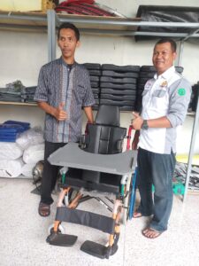 UMKM Binaan YDBA Produksi Kursi Roda Khusus Disabilitas 1