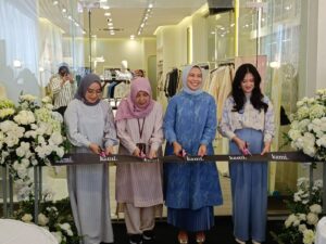 Dorong Kemajuan Industri Fashion, Kami. Buka Gerai Butik di Surabaya 1