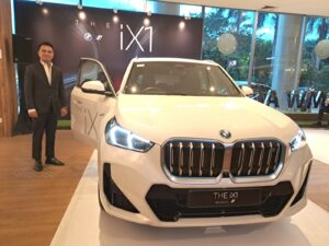 Perluas Portofolio Kendaraan Listrik, BMW Hadirkan New BMW iX1 eDrive20 M Sport 2