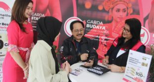 Peringati Harpelnas, Smartfren Berikan Hadiah untuk Pelanggan Setia di Surabaya 5