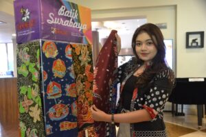 Pameran Batik Ala Hotel Santika Pandegiling Surabaya 1