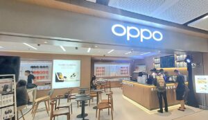 OPPO Experience Store Tunjungan Plaza, Nyobain Gadget Sambil Ngopi 1