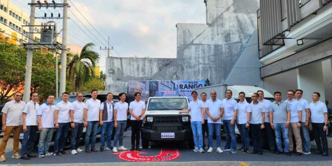 All New Toyota Hilux Rangga Meluncur di Jawa Timur, Auto2000 Optimis Tembus 100 Unit Perbulan 13