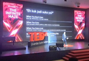 Universitas Ciputra Surabaya Hadirkan TEDx2025, "The Infinite Maze" 1
