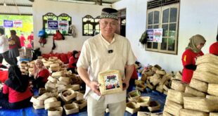 Idul Adha, JNE Berbagi Daging Kurban 2500 Besek 27