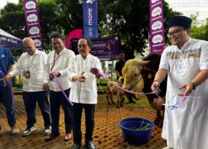 Rayakan Idul Adha,, XLSMART Salurkan Hewan Kurban untuk Masyarakat 1