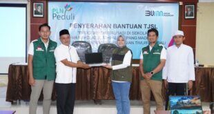 Peduli Dunia Pendidikan, PLN UIT JBM Beri Bantuan Program TJSL 21