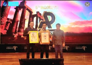 JNE Raih Dua Penghargaan di Indonesia Public Relations Summit 2025 1