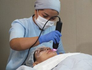 "PROFIRA AQUA PRIME FACIAL" Punya 3 Tahapan Teknologi GENEO X Yakni PEEL- INFUSSION - LIFT 3