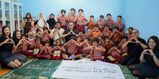 Peduli Pendidikan, Morazen Surabaya Bagikan 192 Buku Ke SDN Budi Yakin 4