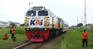 KAI Daop 8 Uji Coba Biodiesel B50 pada Lokomotif 22