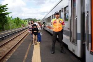 Commuter Line Supas ke Probolinggo Dongkrak Penumpang & Ekonomi Lokal 1