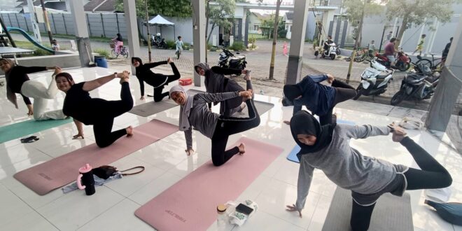 Yoga Perdana Ibu-ibu Jupiter Sidoarjo Ramai Peminat 1