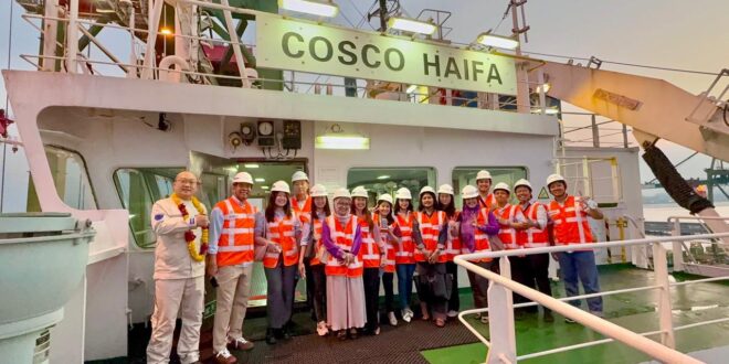 COSCO Pilih Teluk Lamong, Arus Peti Kemas Melonjak 90% 7