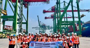 Queensway Secondary School Pelajari Smart Port di Teluk Lamong 23