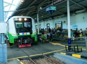 Libur Sekolah, Penumpang Commuter Line Surabaya Melonjak 1