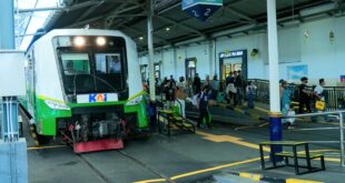 Libur Sekolah, Penumpang Commuter Line Surabaya Melonjak 2