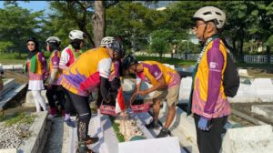 Gowes Napak Tilas Tutup Anniversary Grand Whiz Praxis 1