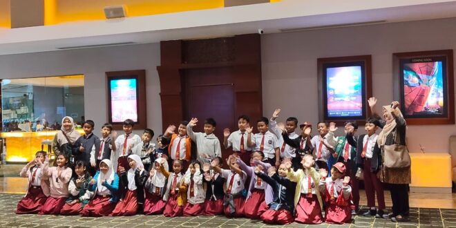 Grand Whiz dan KAI Rayakan Hari Anak Nasional 1