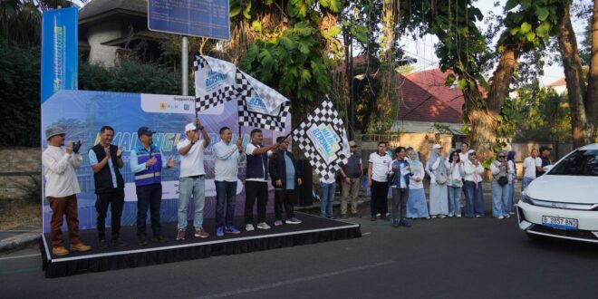 PLN UP3 Malang Kampanyekan Kendaraan Listrik di CFD Ijen 17