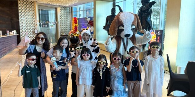 Hotel Ciputra World Surabaya Gelar Sunglasses Beads Workshop untuk Anak 1