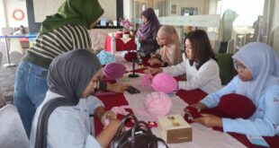 Swiss-Belinn Manyar Gelar Fluffy Chunky Bag Workshop 2