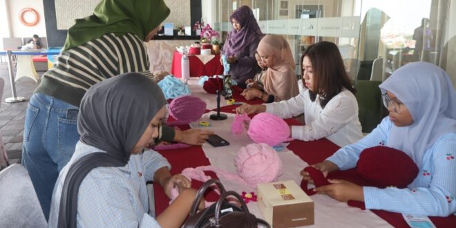 Swiss-Belinn Manyar Gelar Fluffy Chunky Bag Workshop 7