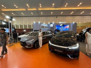 BYD M6 DM Jadi Sorotan di GIIAS Surabaya 2026 1