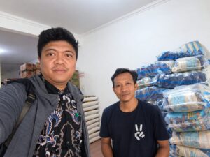 UMKM Sembako Makin Tangguh Berkat Dukungan Permodalan BRI Surabaya Kaliasin 1