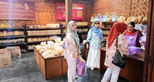 Rengginang Legendaris Bu Yatin Borobudur Gurih Autentik, Jadi Buruan Wisatawan 14